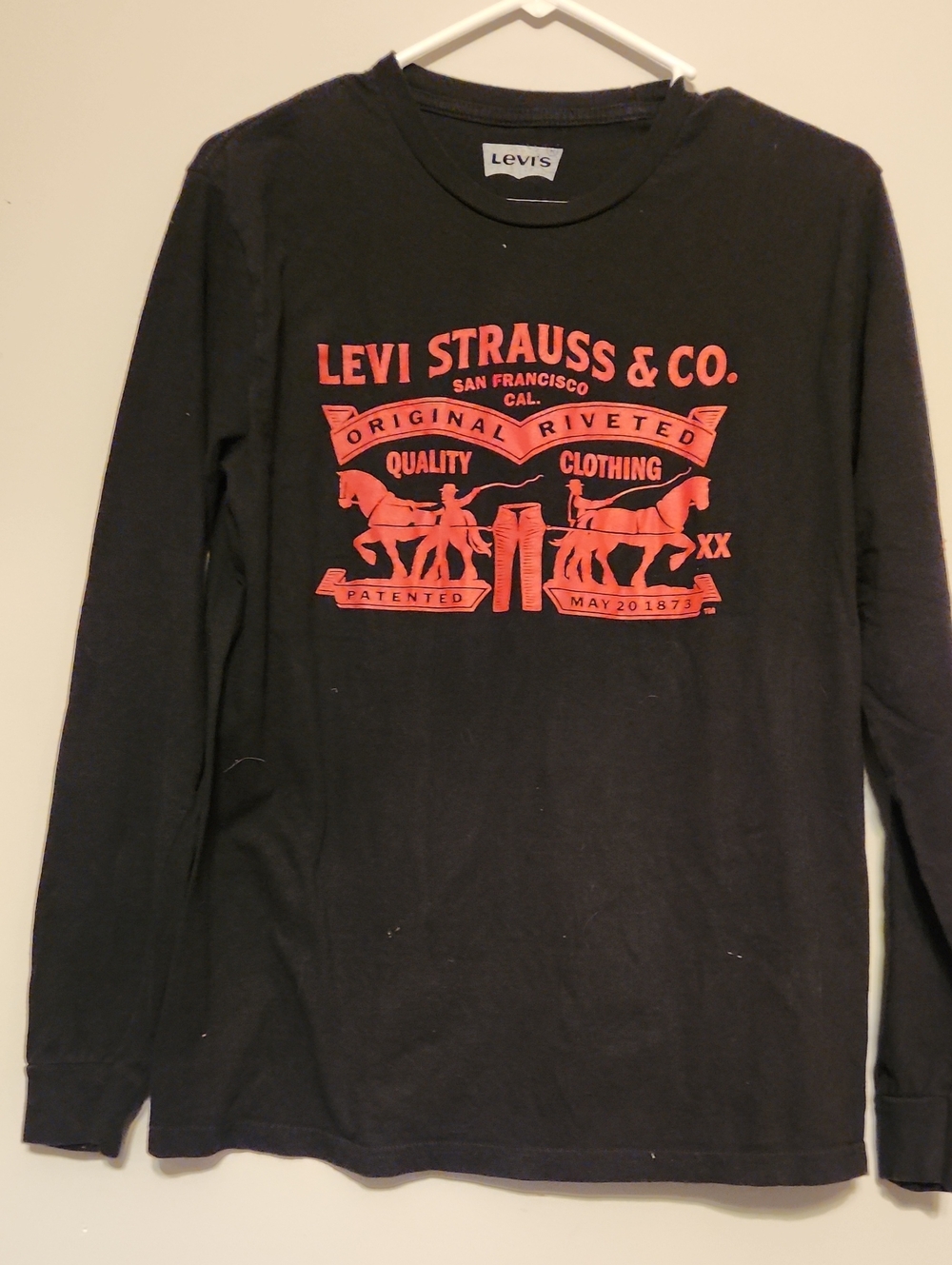 Levi Strauss Long Sleeve Tee